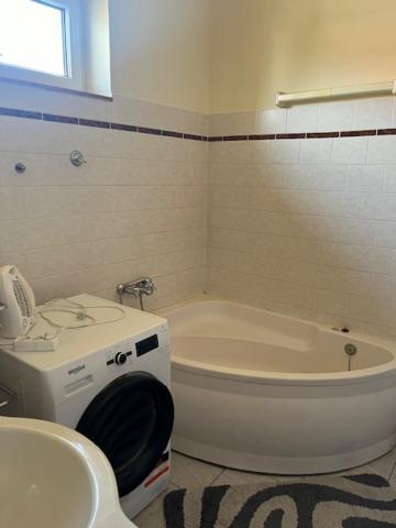 Apartamento Dyta1 Apartman Hajdúszoboszló Exterior foto